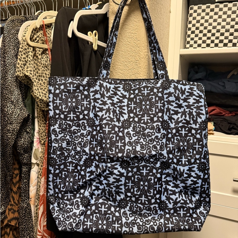 Estee Lauder-Stylish Black and Blue Patterned Canvas Tote Bag